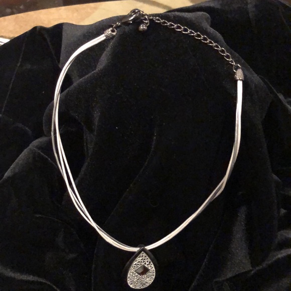 Chico’s gray and silver necklace - Picture 3 of 4